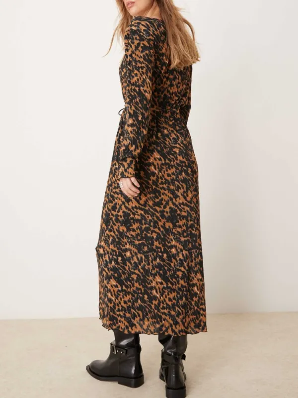 Casual Animal Print Boat Neck Dress