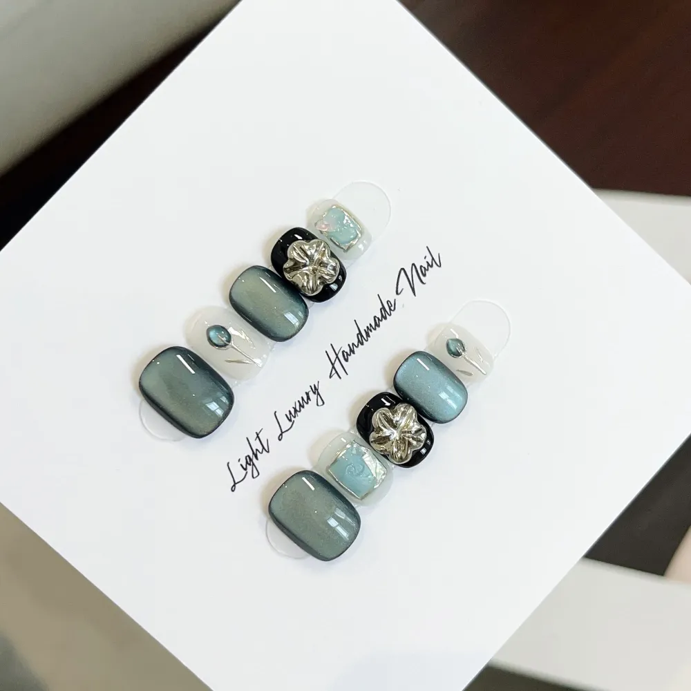 Nailhour 10Pcs Blue Cat Eye 3D Short Squoval Press On Nails