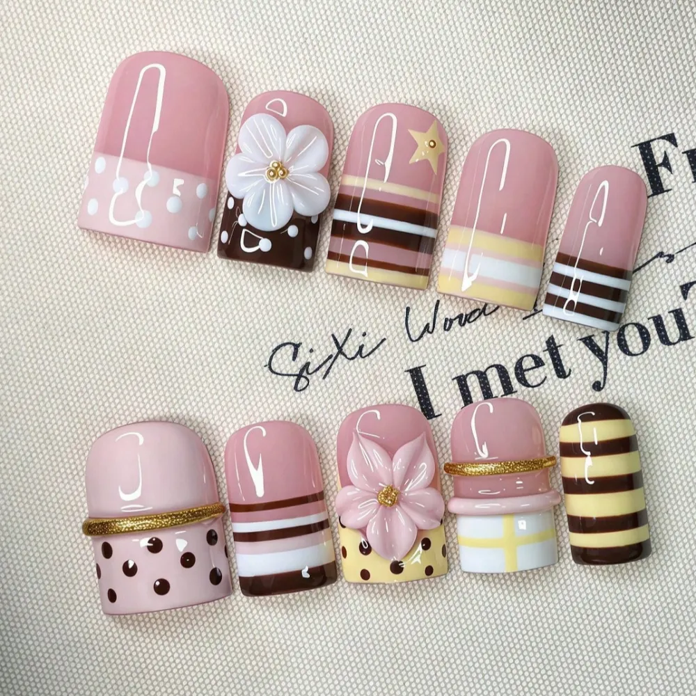 Nailhour 10Pcs Handmade Short Square Cute Pink Flower Press On Nails