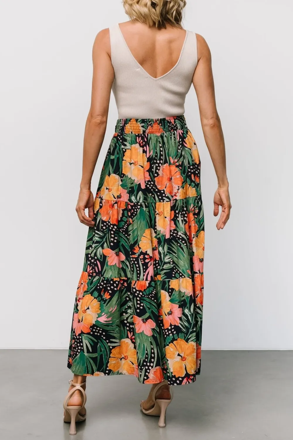 Versatile Holiday Floral Temperament Skirt