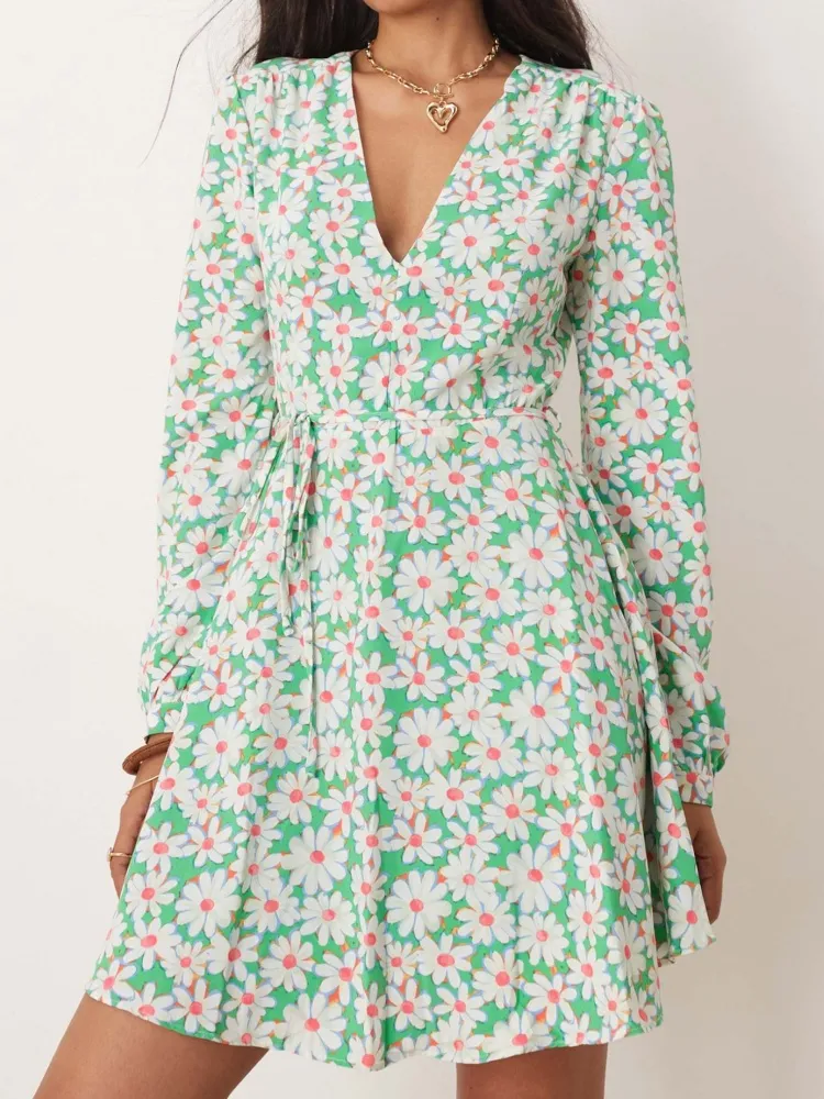 Tied Waist Daisy V-Neck Dress