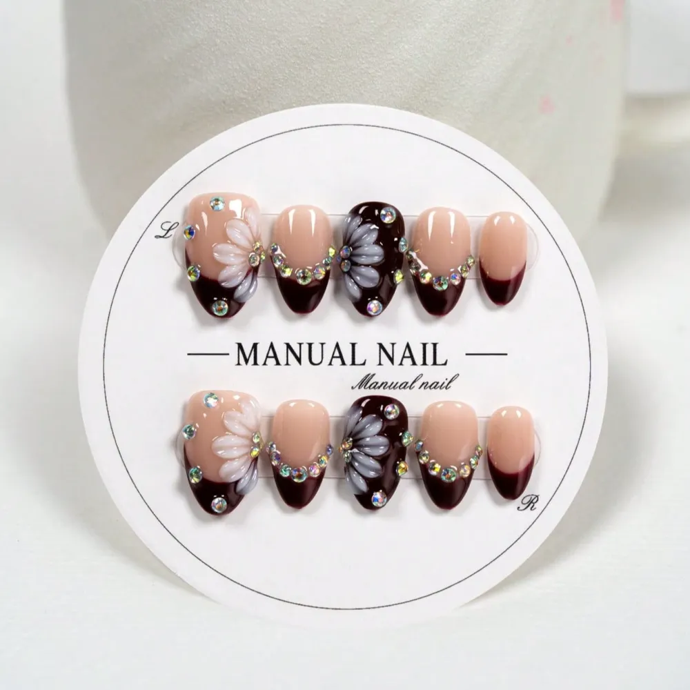 Nailhour 10Pcs 3D Handmade Rhinestone Floral Short Almond Press On Nails