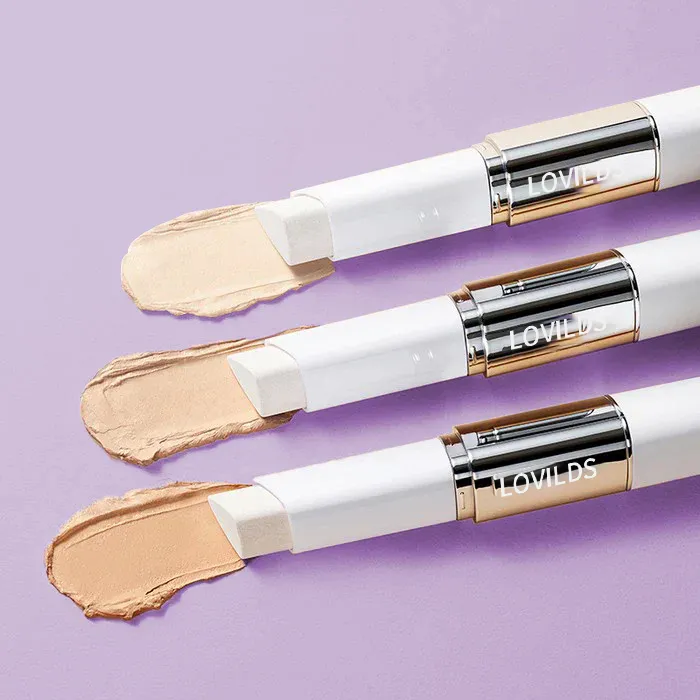 Color-Changing Cover Cream Stick Skincare meets makeup