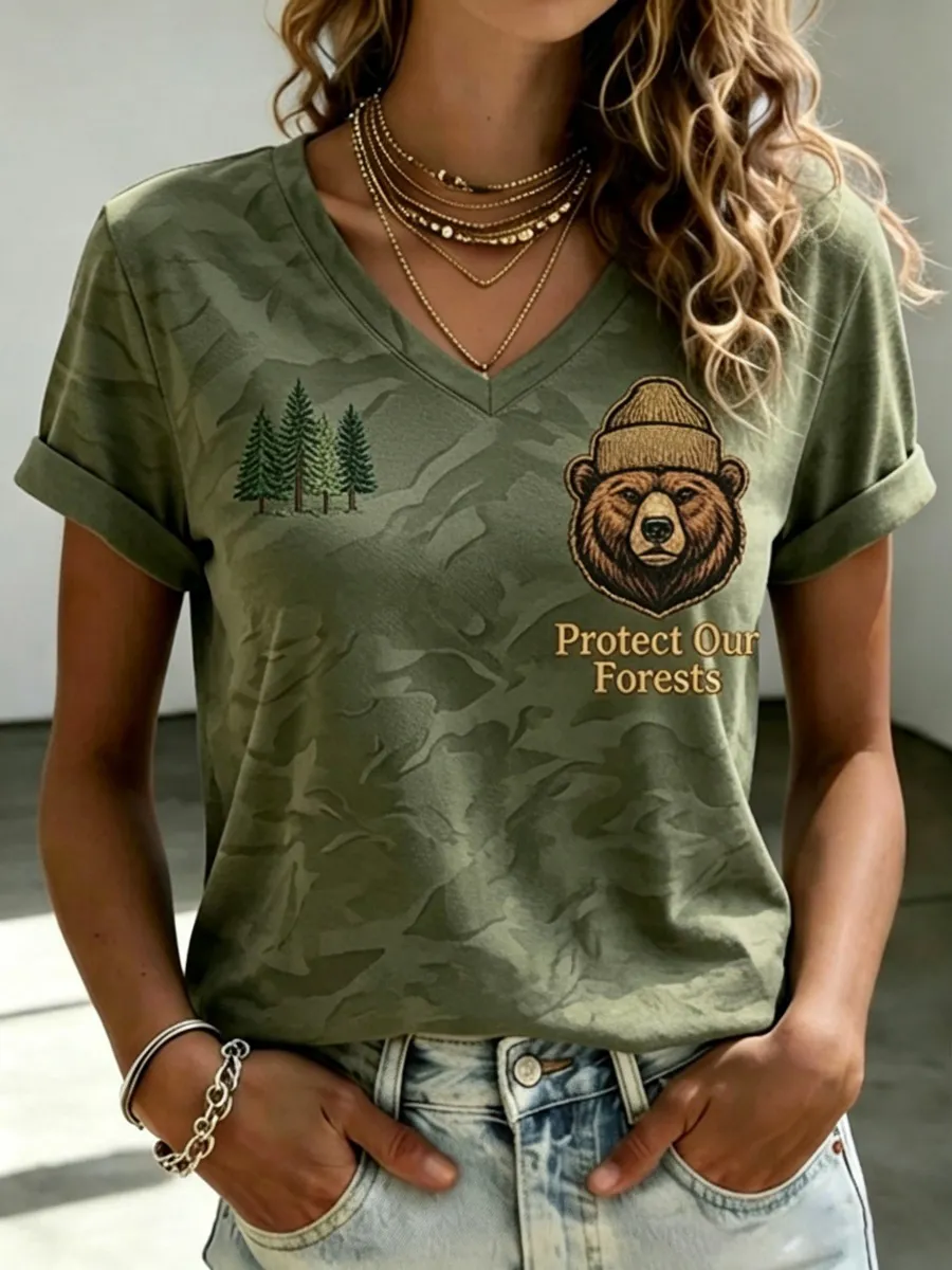 Protect Our Forests Resist Bear Print V-Neck T-Shirt