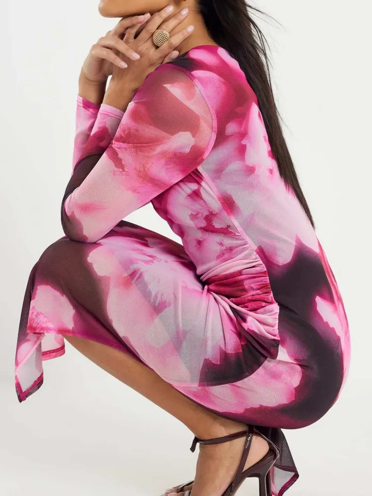 Front Ruched Long Sleeve Dress