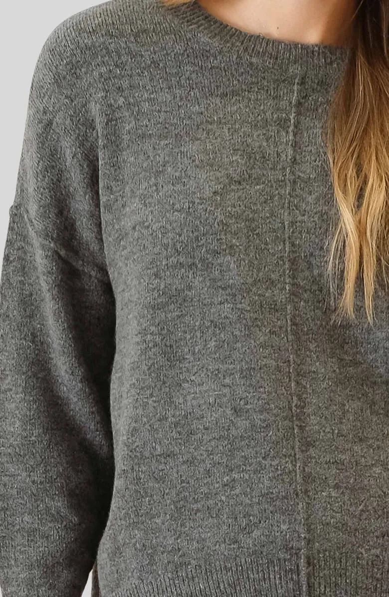 Crewneck Sweater
Blu Pepper