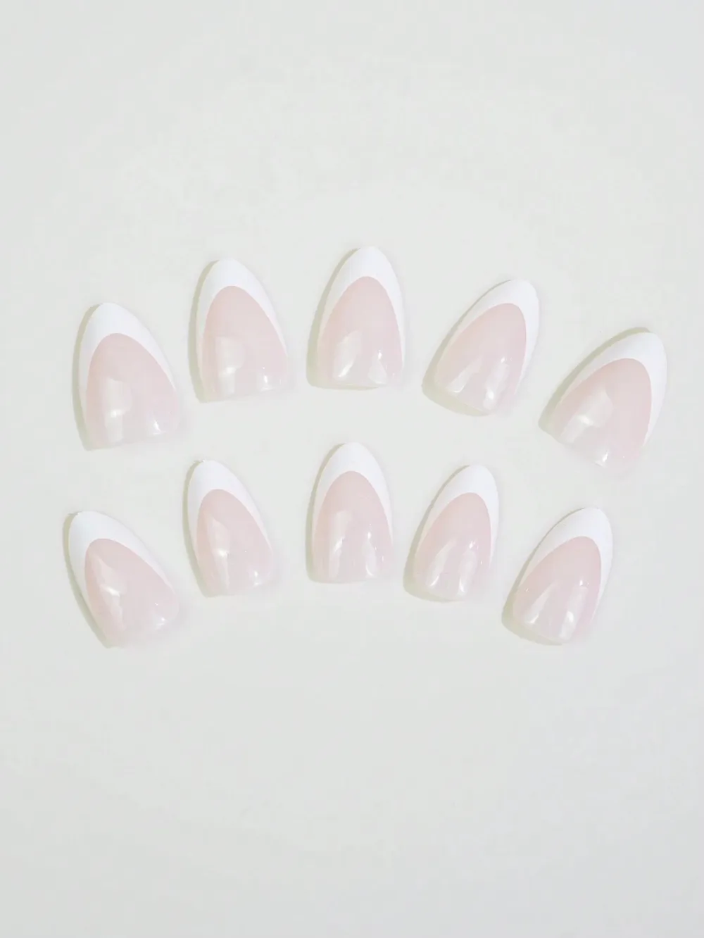 Nailhour Minimalist 30pcs Short Almond Nude French Press On Nails