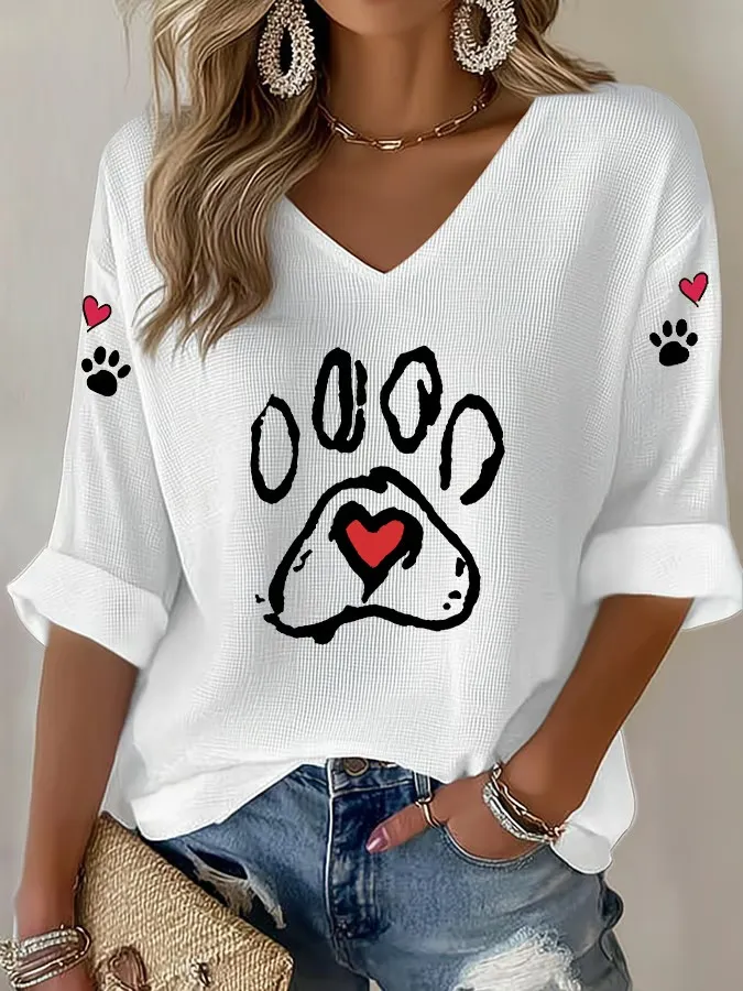 Women's T-shirt With Retro Animal Paw Print