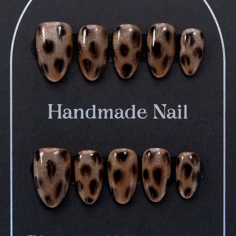 Nailhour 10Pcs Glitter Vintage Cat Eye Short Almond Press On Nails