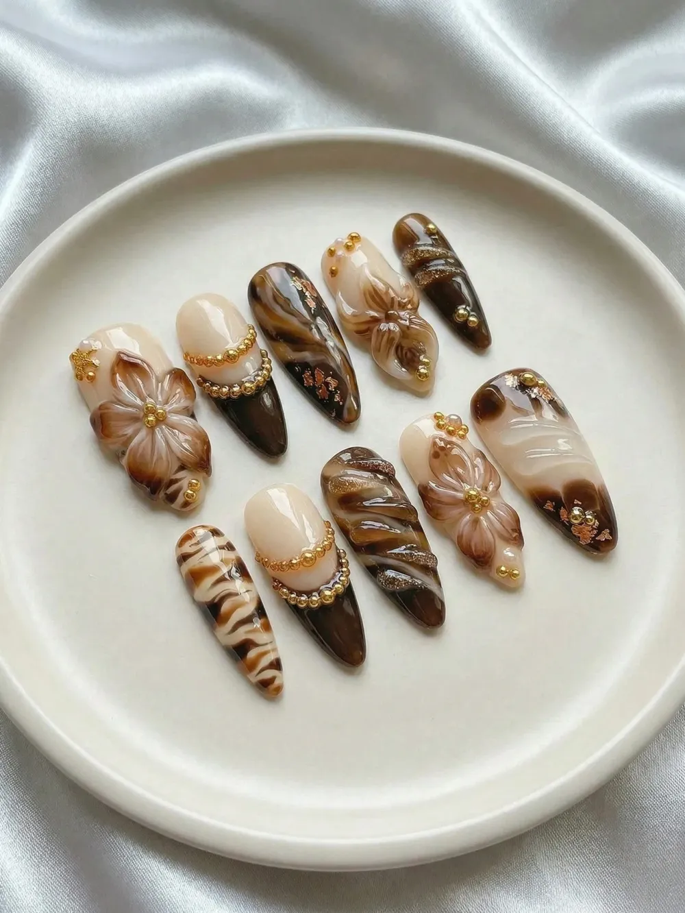 Nailhour 10pcs Handmade French Gradient Brown Flower 3D Press On Nails