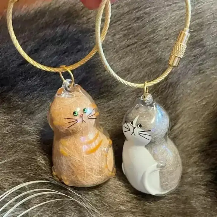 🎉Pet Hair Storage Keychain, the keychain for storing your cute pet's hair, is now on 50% off!