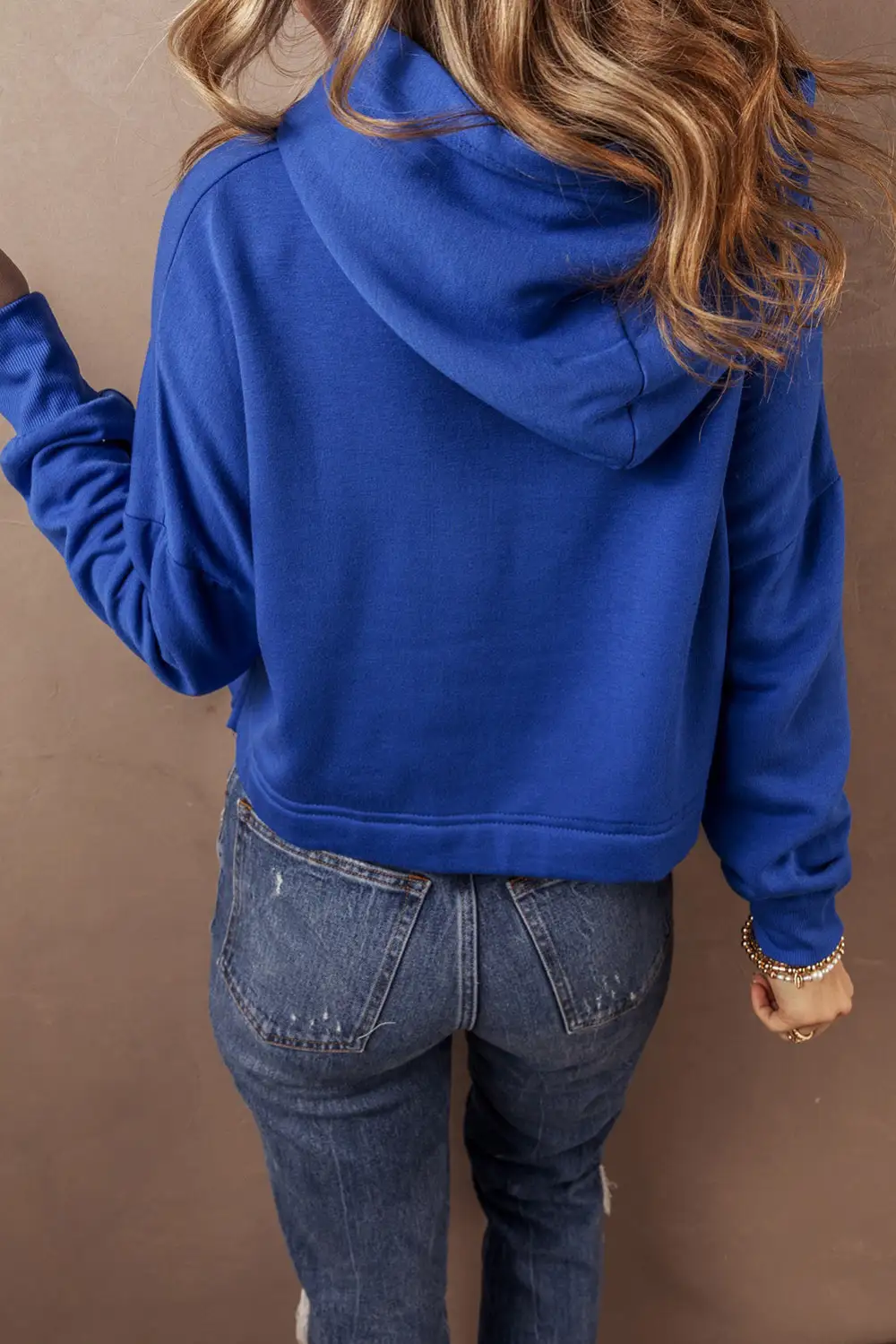 Modern Solid Drop Shoulder Drawstring Cropped Hoodie