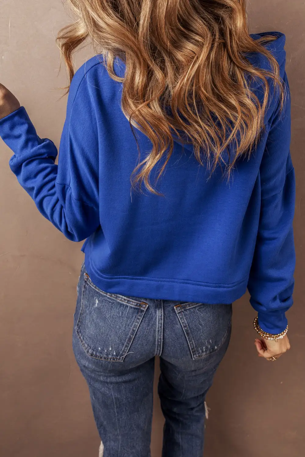 Modern Solid Drop Shoulder Drawstring Cropped Hoodie