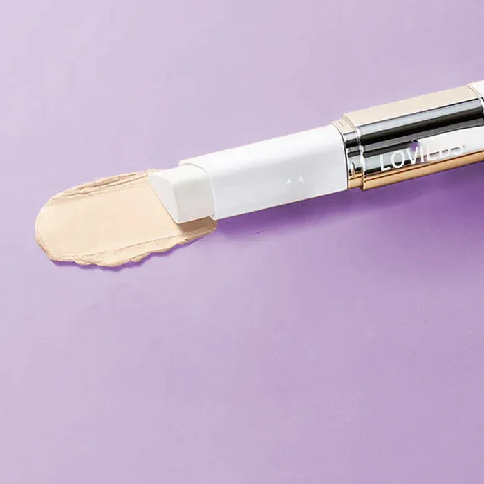 Color-Changing Cover Cream Stick Skincare meets makeup