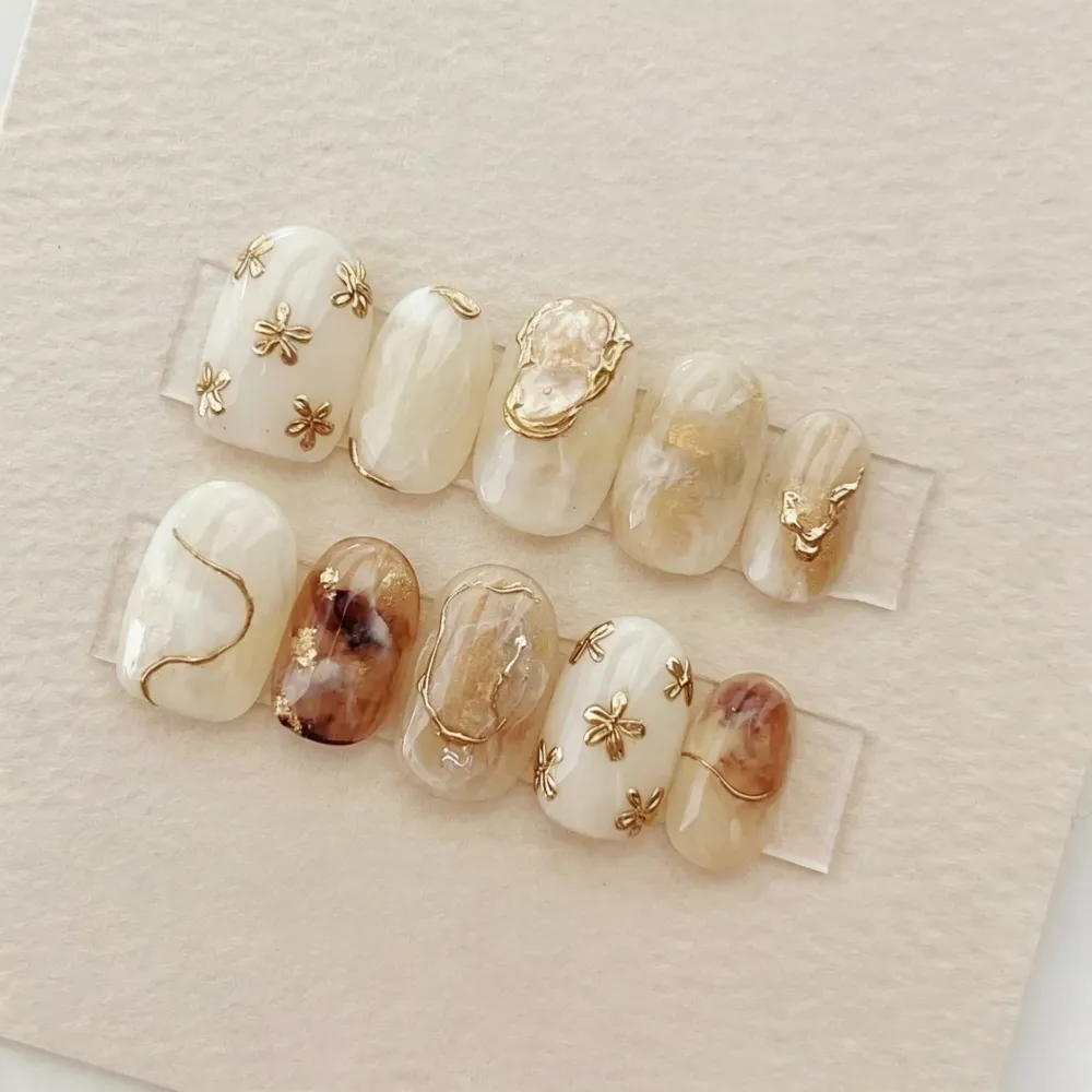 Nailhour 30Pcs Autumn Gilded Gradient Medium Almond Press On Nails