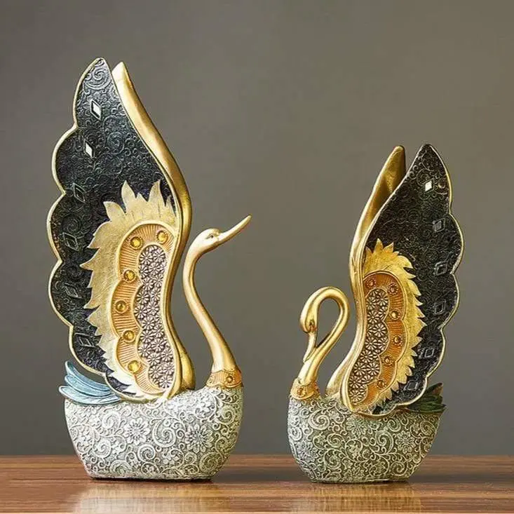 Swan Decor