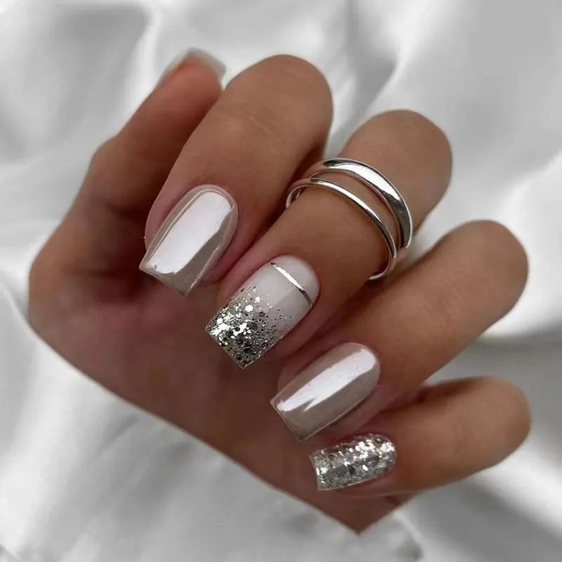 Nailhour 24Pcs Glitter French Minimalist Medium Square Press On Nails